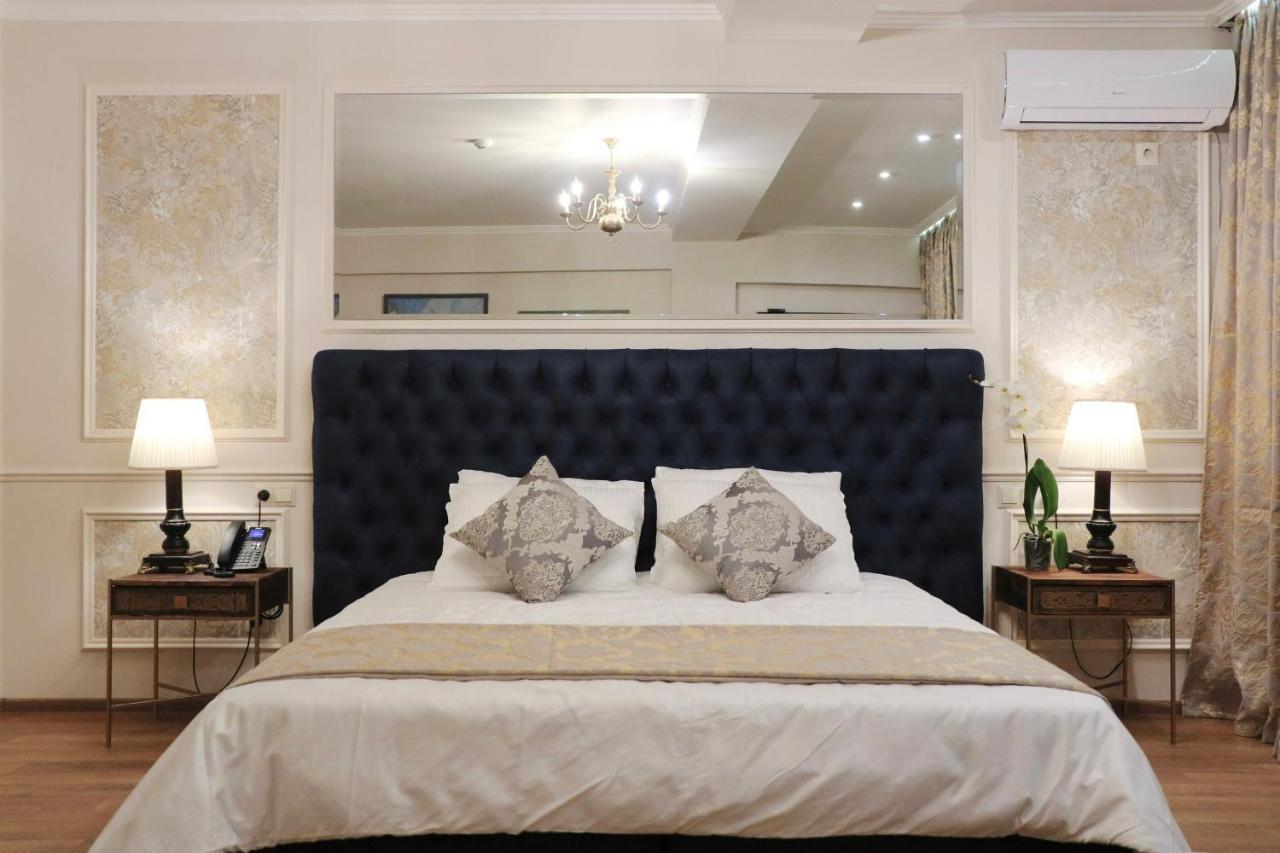 Omart Hotel - Gallery Tbilisi ภายนอก รูปภาพ