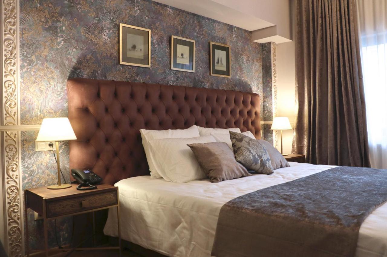 Omart Hotel - Gallery Tbilisi ภายนอก รูปภาพ