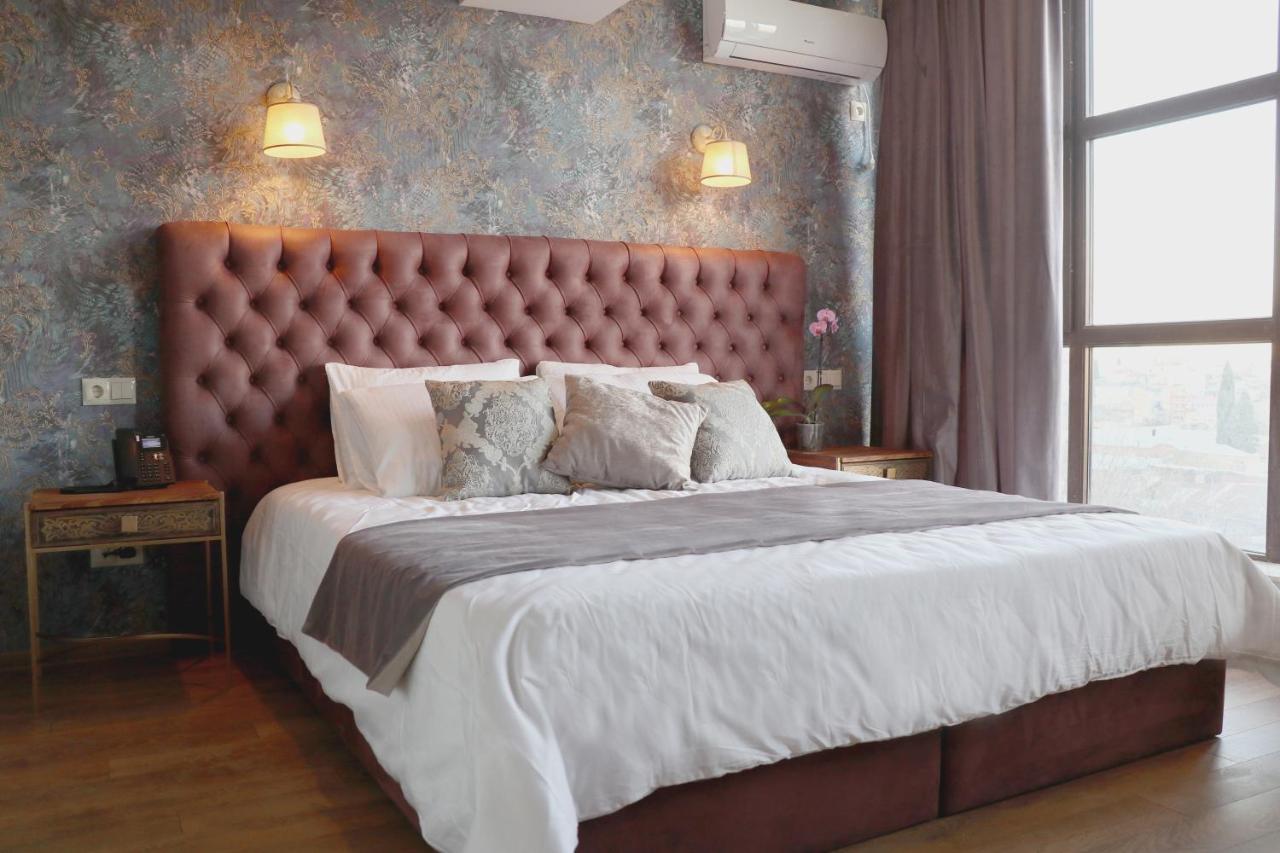 Omart Hotel - Gallery Tbilisi ภายนอก รูปภาพ
