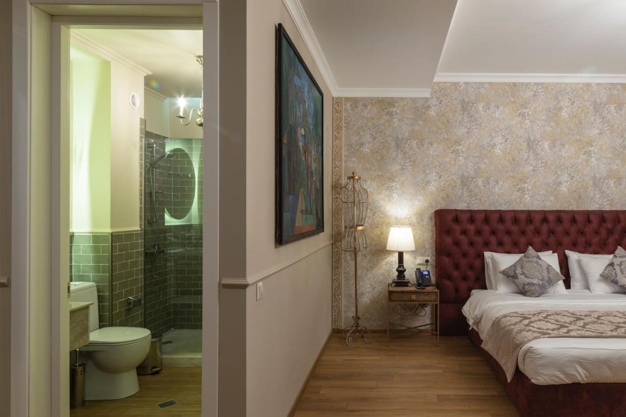Omart Hotel - Gallery Tbilisi ภายนอก รูปภาพ