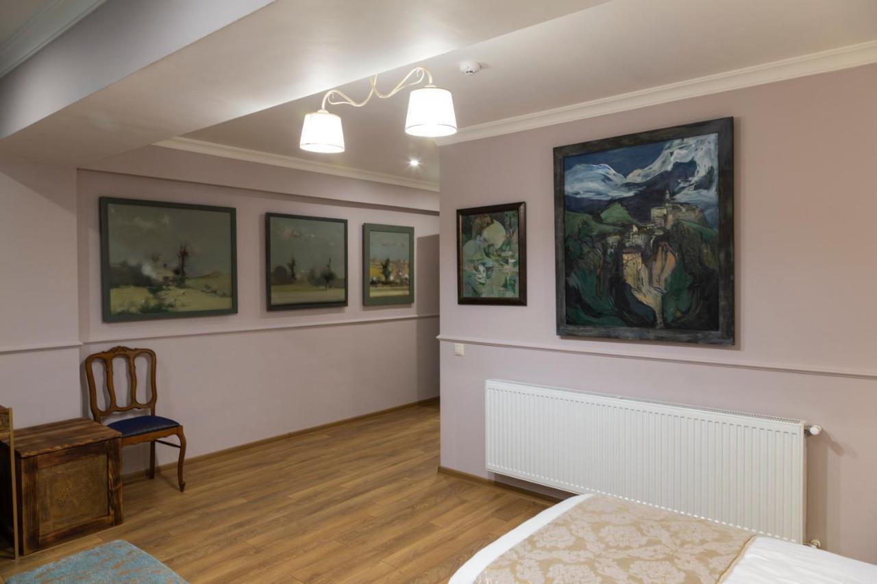 Omart Hotel - Gallery Tbilisi ภายนอก รูปภาพ