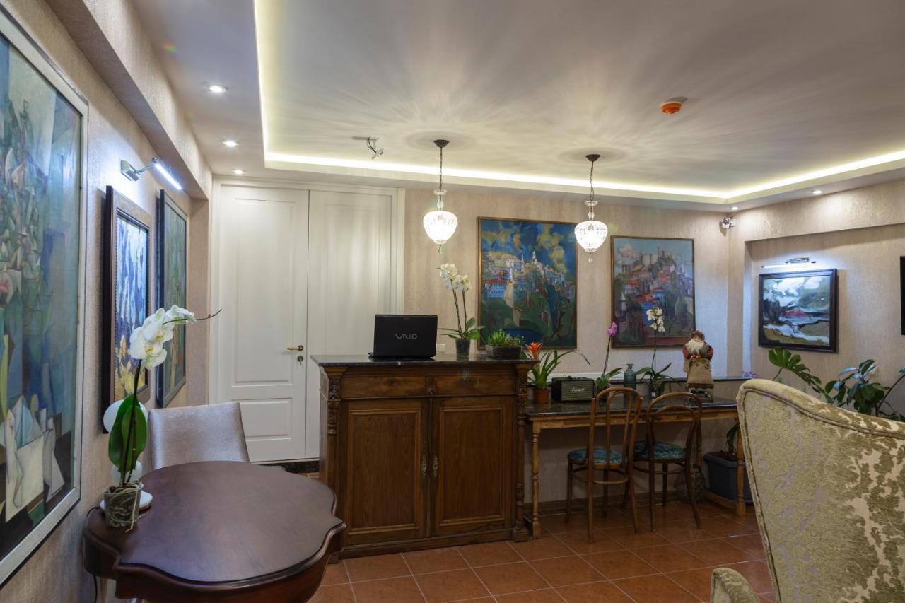 Omart Hotel - Gallery Tbilisi ภายนอก รูปภาพ
