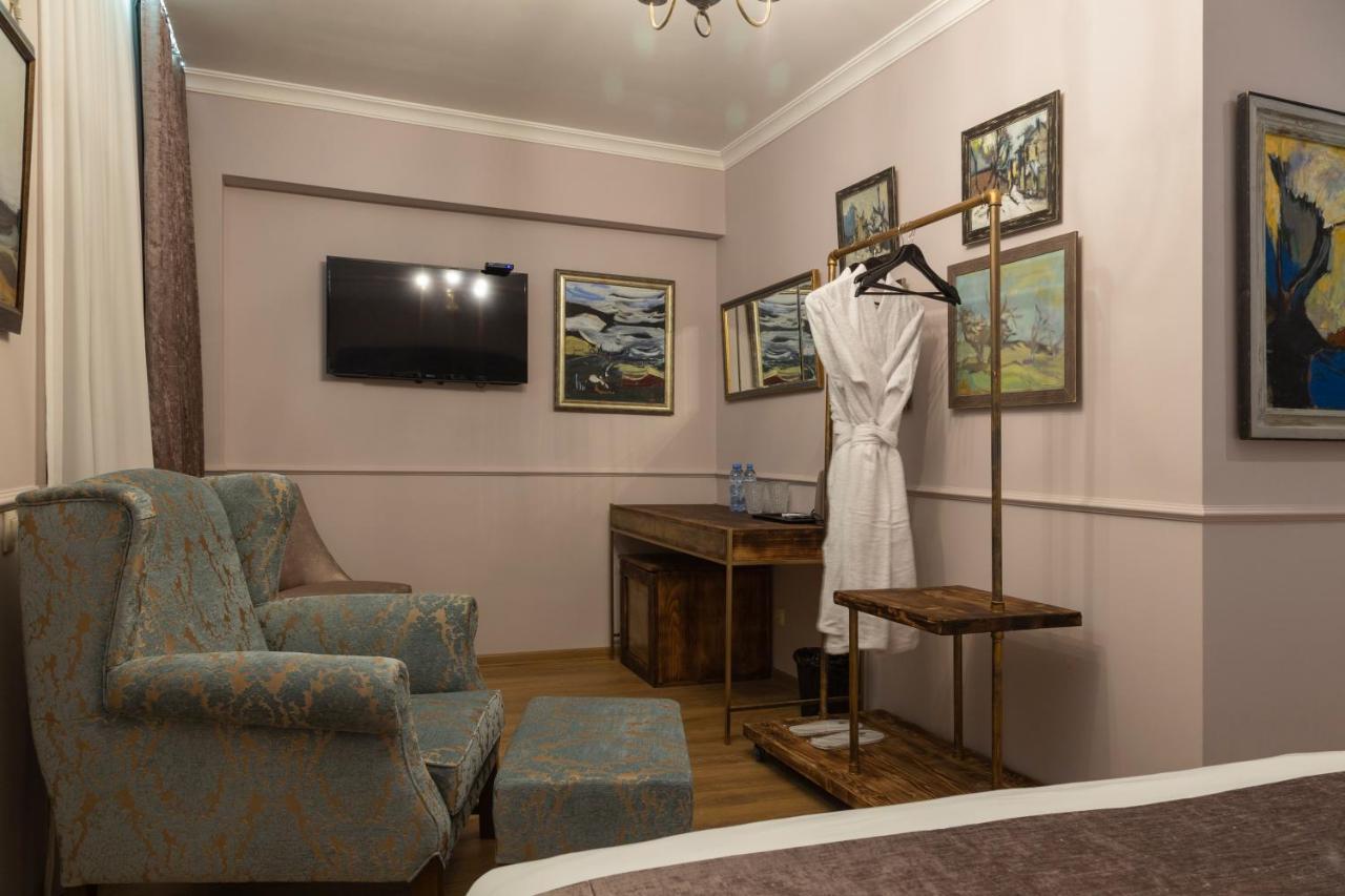 Omart Hotel - Gallery Tbilisi ภายนอก รูปภาพ