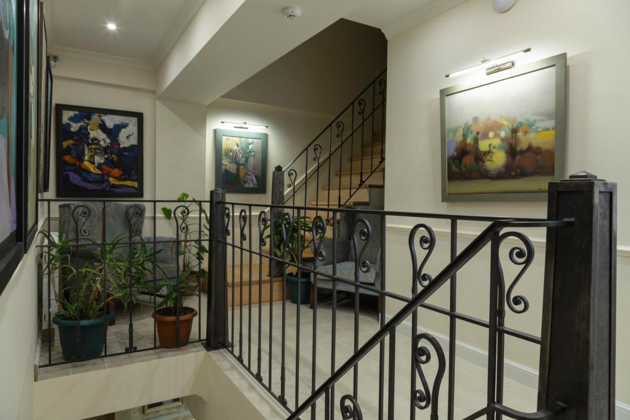 Omart Hotel - Gallery Tbilisi ภายนอก รูปภาพ