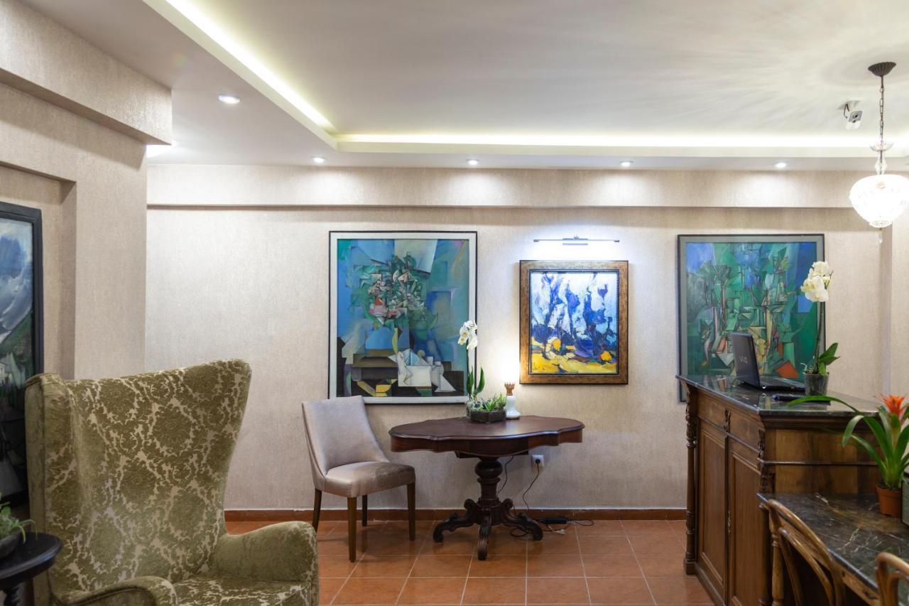 Omart Hotel - Gallery Tbilisi ภายนอก รูปภาพ